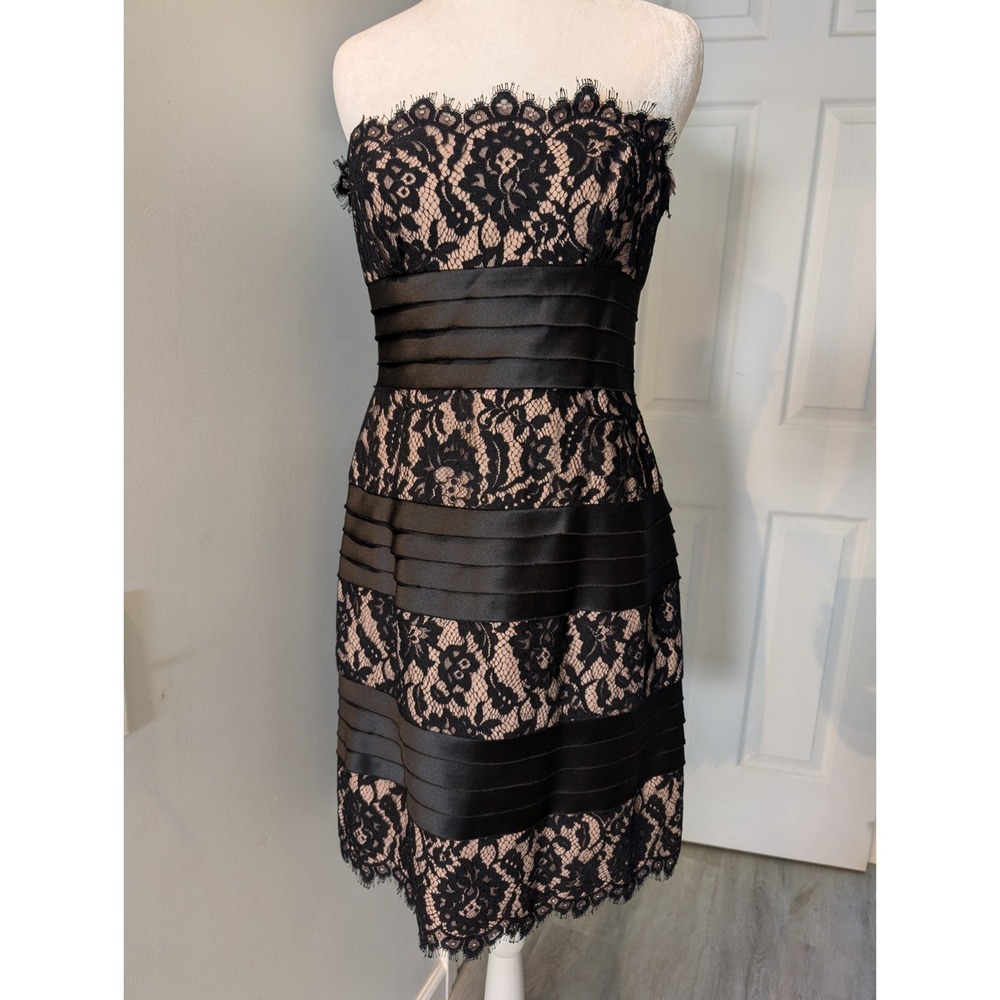 BCBG Maxazria Black Lace Floral Strapless Knee Length Formal Dress Size 06